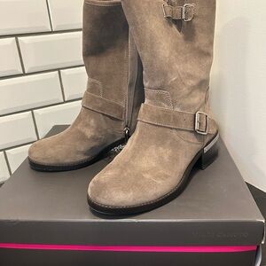 Vince Camuto Women's Tuscan Taupe Suede Heeled Boots - Vendeema 9W